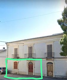 Appartamento con due camere, cucina, salotto