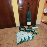 Scopa elettrica folletto vorwerk VK 121