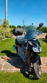 Scooter Aprilia Sportcity 200