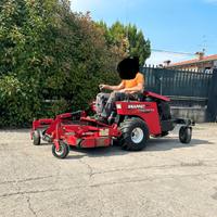 T50 - Tagliaerba SNAPPER 3 cil seminuovo 900 ore