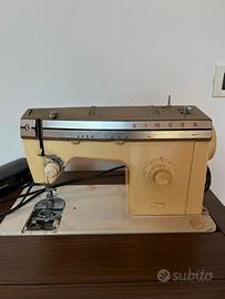 Macchina da cucire Singer