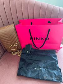 Borsa Pinko porta cellulare