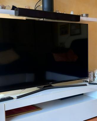 TV Samsung UE48J6200AKXZT + Sound Bar