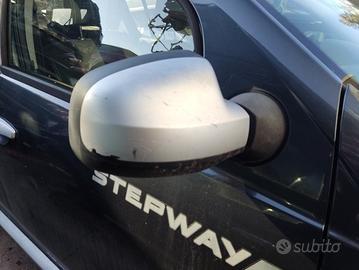 Specchio destro DACIA SANDERO del 2012