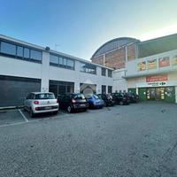 NEGOZIO A BORGOFRANCO D'IVREA