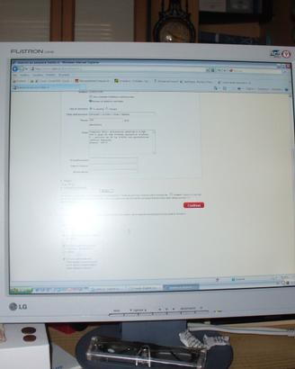 Computer fissi con monitor