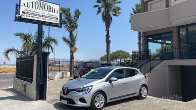 Renault Clio 1.6 E-Tech Full Hybrid 140 CV Automat