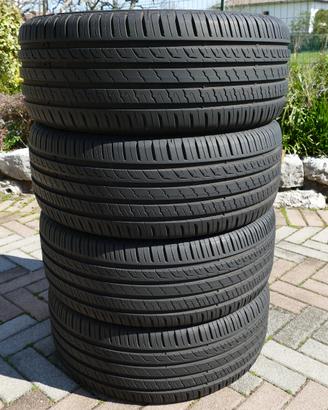 gomme estive Barum 225\55\18 al 95%