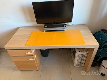 Scrivania ikea MALM