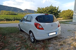 Opel Corsa 1.2 85cv 