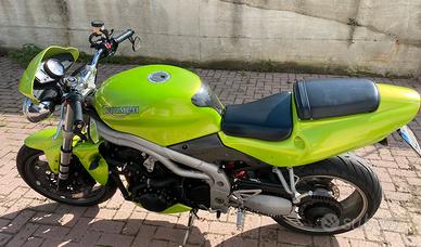 Triumph Speed triple 955I del 2003