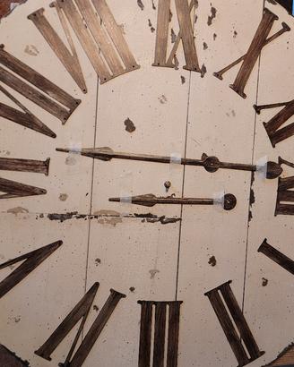 orologio grande da parete in legno