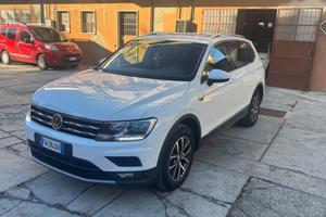 Volkswagen Tiguan Allspace 2.0 TDI 7 POSTI