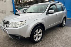 Subaru forester 2.0 D-4x4 km 97000-full-2011