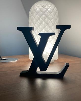 Logo Louis Vuitton stampato In 3D