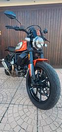 Ducati Scrambler 800 