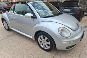 Volkswagen New Beetle Cabriolet - 1.4-16V Highline