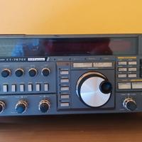 YAESU Ricetrasmittente