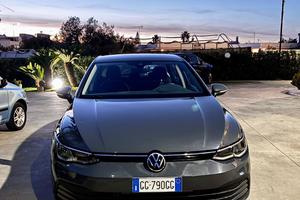 VOLKSWAGEN Golf 8 2.0 TDI DSG SCR Life
