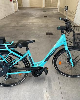 Bici da donna elettrica modello bianchi