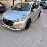 Peugeout 208