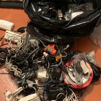 Lotto materiale elettrico