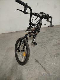 Bmx bici nera