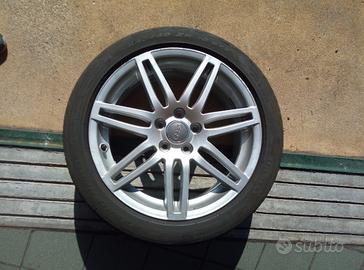 Gomme 245/40/18 Estive