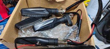 Frecce led sequenziali moto