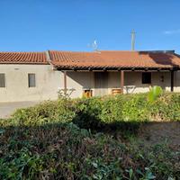 Villetta con ampio terreno