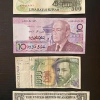 Gruppo di 4 banconote varie