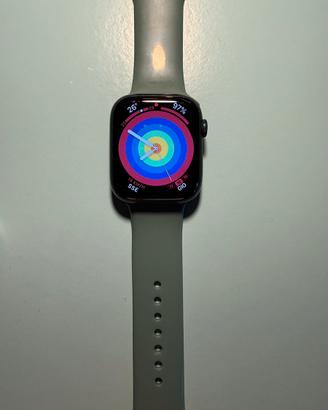 Apple watch 8