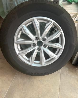 Cerchi gommati per audi Q5/Q3 65/235 R17 H