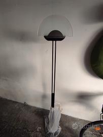 Lampadario soffitto e piantana 