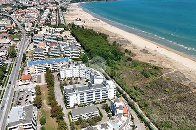 2 LOCALI A VASTO