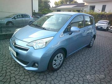 Toyota Verso -S 1-3 Active anche neopatentati