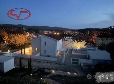 Villa di 217 m² con più di 5 locali e box auto dop