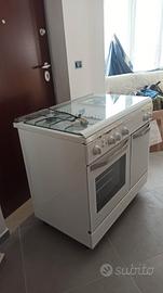 Cucina a gas REGAL con forno e vano bombola