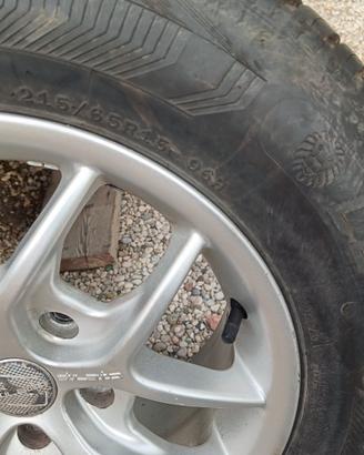 gomme con cerchi lega
