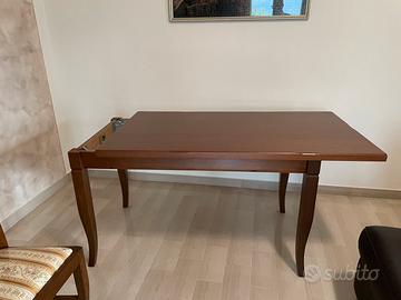 Tavolo e sedie