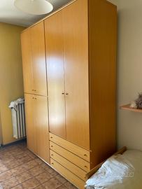 Camera da letto in legno