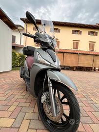 Scooter Kymco people s 300