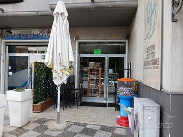 Locale commerciale in Viale Marconi