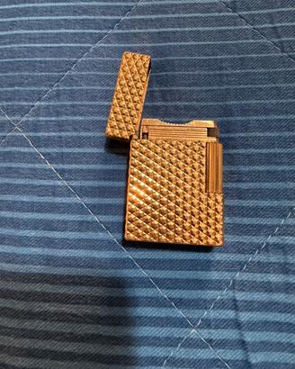 Accendino Dupont placcato d’oro