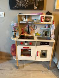 Cucina giocattolo