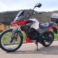 SYM NH T 125 Enduro stradale