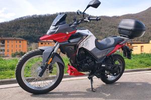 SYM NH T 125 Enduro stradale