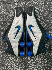 Nike Shox R4