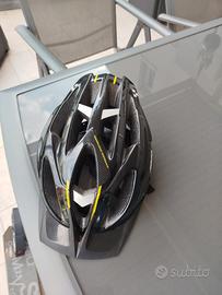 monopattino per bambino/e + casco protettivo tagli