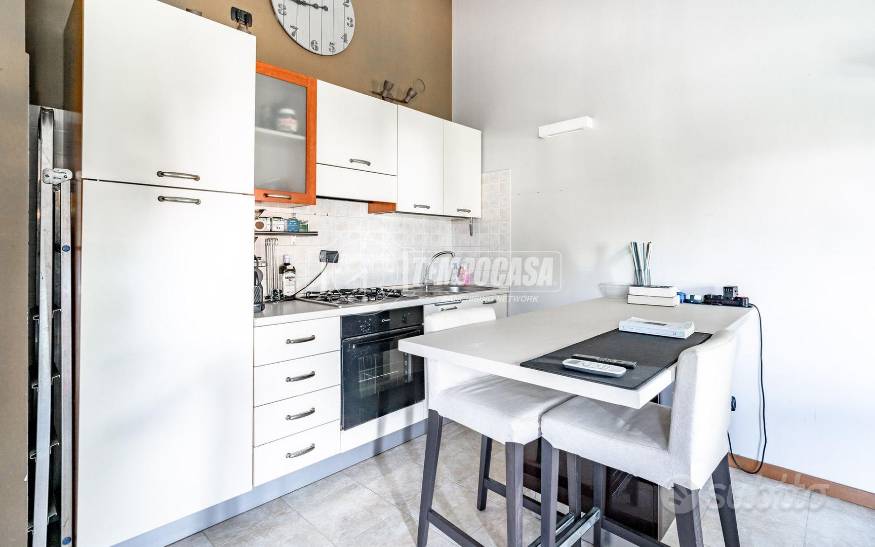 Appartamento – Caronno Pertusella, Caronno Milanese - Altro